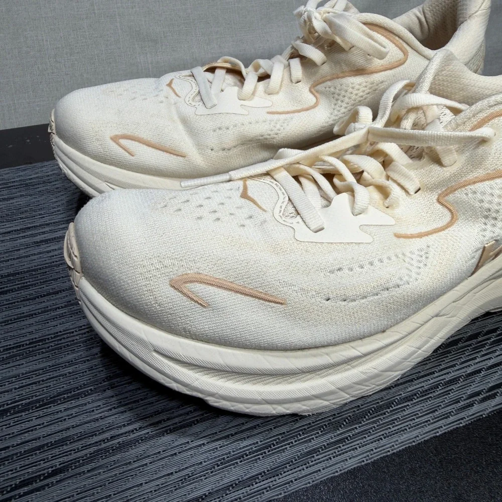 Hoka Clifton 9 Shoes - Women's 9.5 - Vanilla Birch Beige Running 1127896-VCH